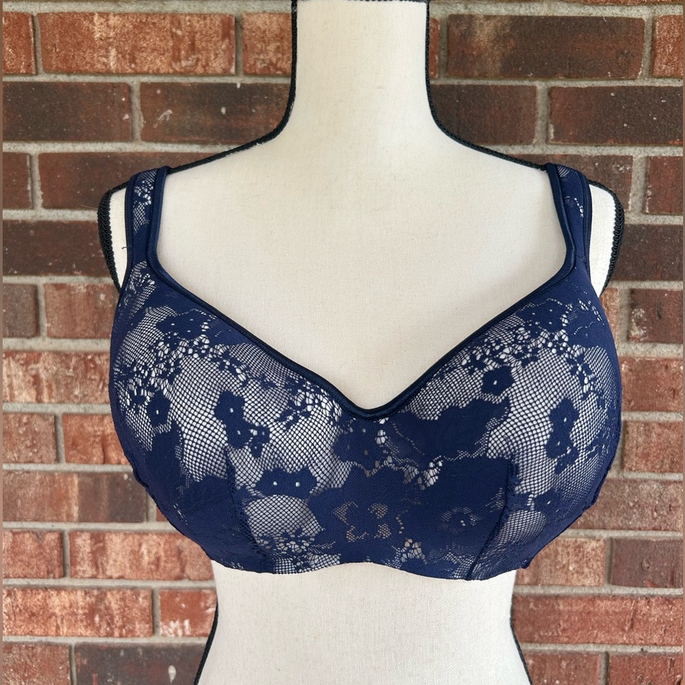 Cacique Balconette. Elegant Lace Women's Bra in Navy Blue